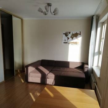 Продается 1-комнатная квартира, 32 м²