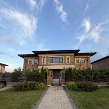 Продается Дом, 450 м²