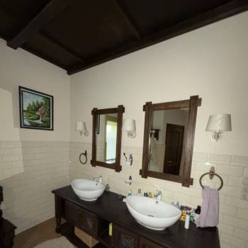 Продается Дом, 450 м²