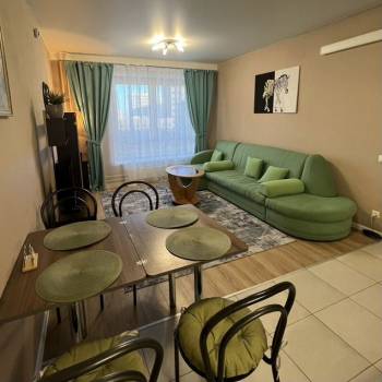 Сдается 2-х комнатная квартира, 60 м²