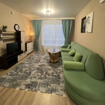 Сдается 2-х комнатная квартира, 60 м²