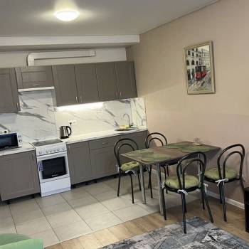 Сдается 2-х комнатная квартира, 60 м²