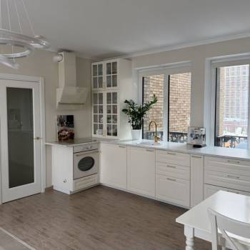 Продается 1-комнатная квартира, 56 м²