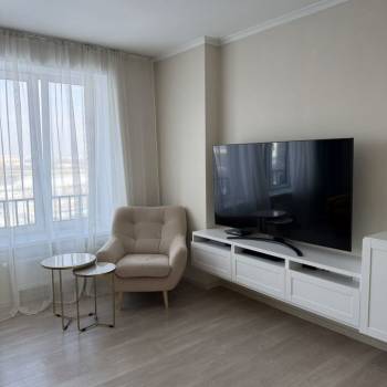 Продается 1-комнатная квартира, 56 м²