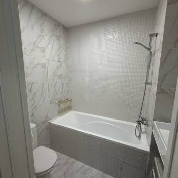 Продается 1-комнатная квартира, 56 м²