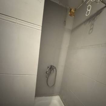 Сдается Комната, 300 м²