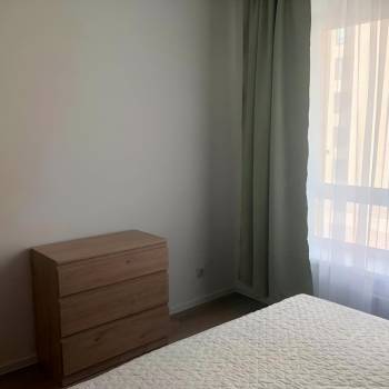 Сдается 1-комнатная квартира, 39 м²