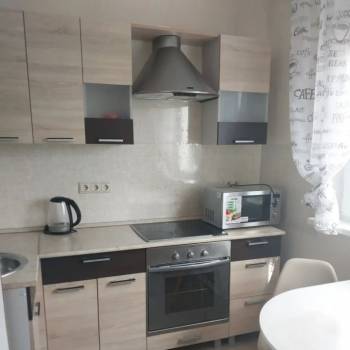 Сдается 1-комнатная квартира, 38 м²