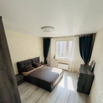 Сдается 2-х комнатная квартира, 60 м²