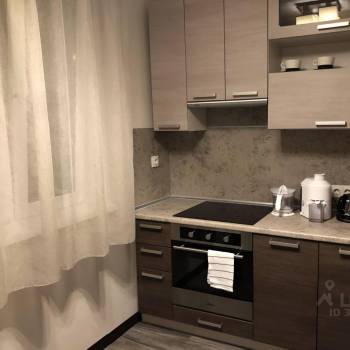 Продается 1-комнатная квартира, 38 м²