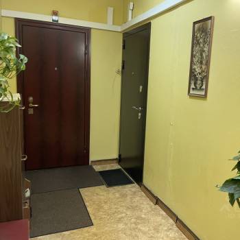 Продается 1-комнатная квартира, 38 м²