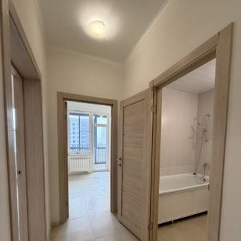 Продается 1-комнатная квартира, 43 м²