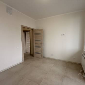 Продается 1-комнатная квартира, 43 м²