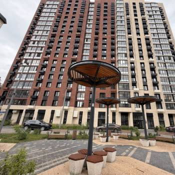 Продается 1-комнатная квартира, 43 м²