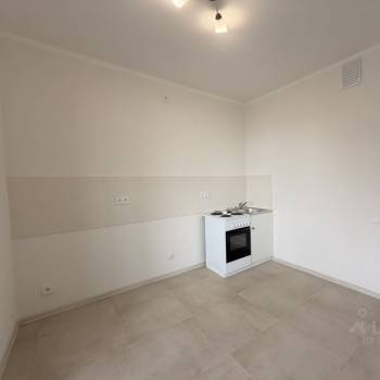 Продается 1-комнатная квартира, 43 м²