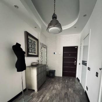 Сдается Многокомнатная квартира, 105 м²