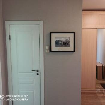 Продается 1-комнатная квартира, 38 м²