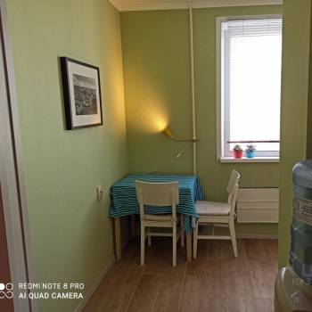 Продается 1-комнатная квартира, 38 м²