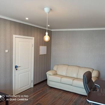 Продается 1-комнатная квартира, 38 м²