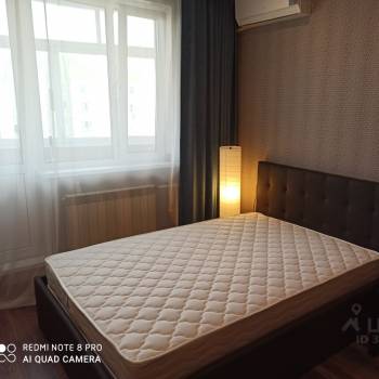 Продается 1-комнатная квартира, 38 м²