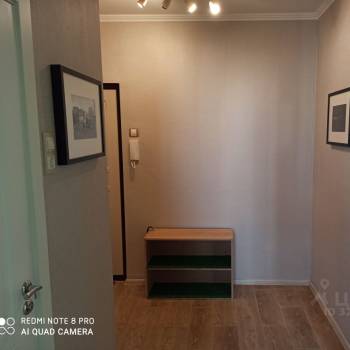 Продается 1-комнатная квартира, 38 м²