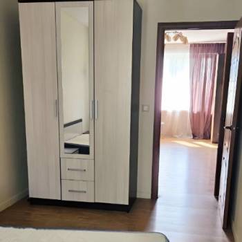 Сдается Многокомнатная квартира, 58,6 м²