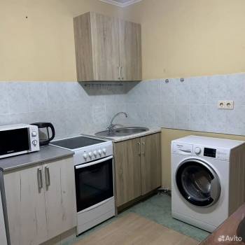 Сдается 1-комнатная квартира, 36 м²