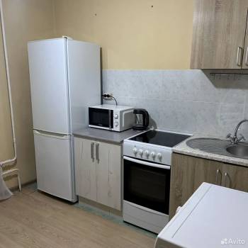 Сдается 1-комнатная квартира, 36 м²