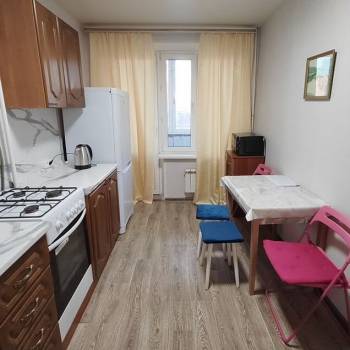 Сдается 1-комнатная квартира, 35 м²