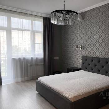 Сдается 1-комнатная квартира, 57 м²
