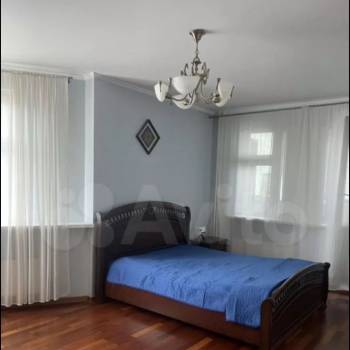 Продается 3-х комнатная квартира, 76 м²
