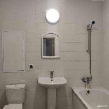 Продается 1-комнатная квартира, 41 м²