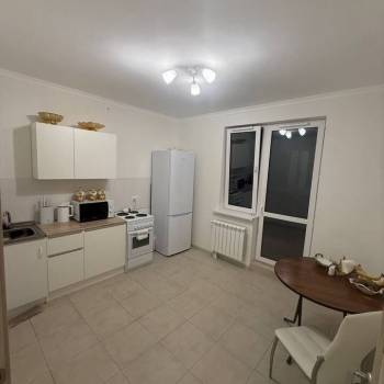 Продается 2-х комнатная квартира, 58 м²