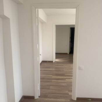 Продается 3-х комнатная квартира, 56,6 м²