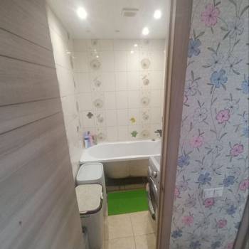 Продается Многокомнатная квартира, 63,5 м²