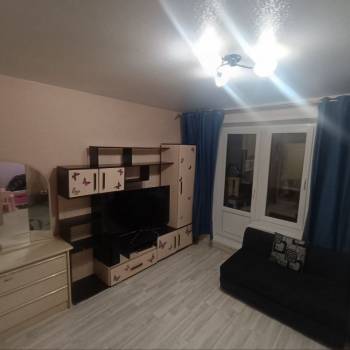 Продается Многокомнатная квартира, 63,5 м²