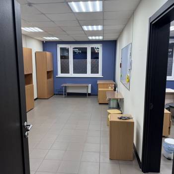 Сдается Нежилое помещение, 137,5 м²