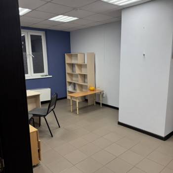 Сдается Нежилое помещение, 137,5 м²