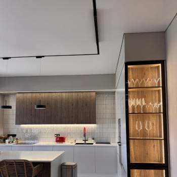 Продается Дом, 300 м²