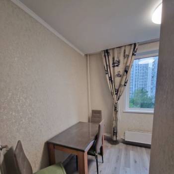 Сдается 1-комнатная квартира, 38 м²