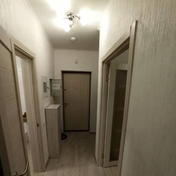 Продается 1-комнатная квартира, 42,5 м²