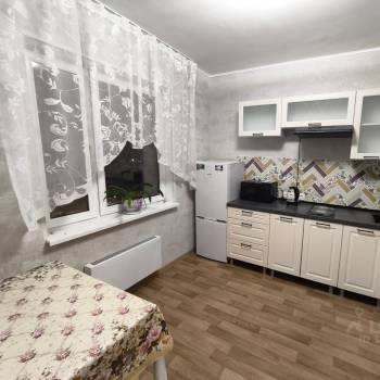 Сдается 2-х комнатная квартира, 58 м²