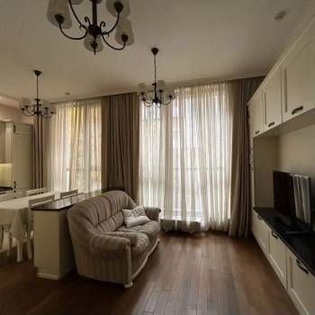 Сдается 1-комнатная квартира, 55 м²