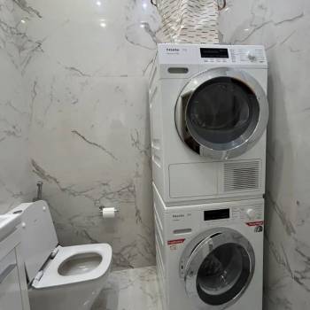 Сдается 1-комнатная квартира, 55 м²