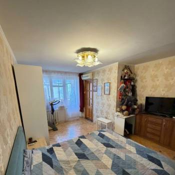 Продается 1-комнатная квартира, 30 м²