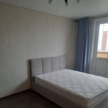 Продается 1-комнатная квартира, 38 м²