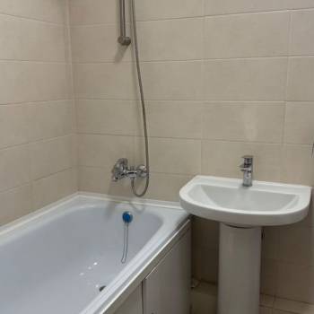 Сдается 1-комнатная квартира, 43 м²