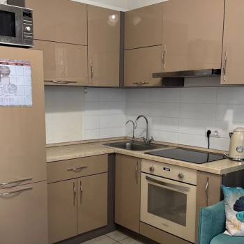 Сдается 1-комнатная квартира, 43 м²