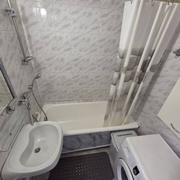 Сдается 2-х комнатная квартира, 60 м²