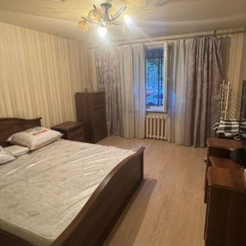 Сдается 1-комнатная квартира, 38 м²